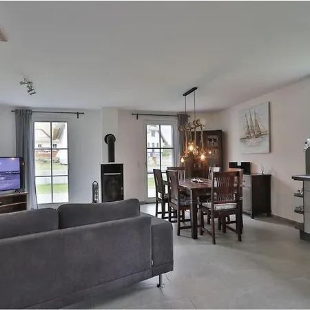 With 3 Bedrooms *