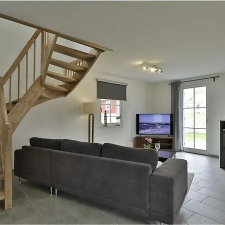 With 3 Bedrooms *