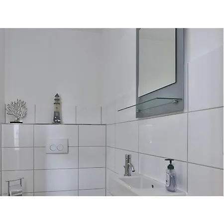 With 3 Bedrooms Ferienhaus Boiensdorf